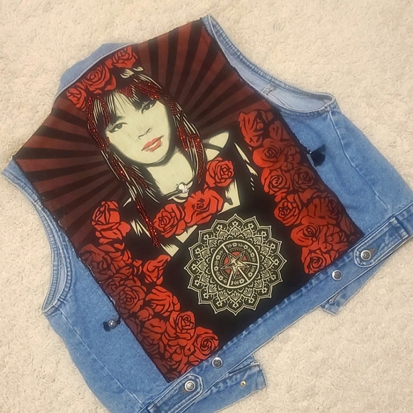 Retro Bill Blass Denim Vest Blue Size Large Upcycled Reworked Statement Piece - Picture 2 of 5